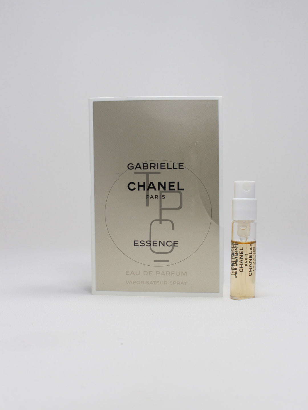  Chanel Gabrielle Essence (W) EDP 1.5ml Vials Online in Pakistan - The Perfume Club 